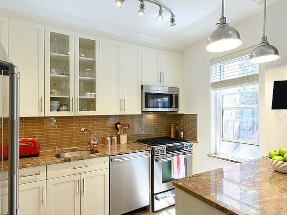2nd image of 525 E 89th St APT 4K