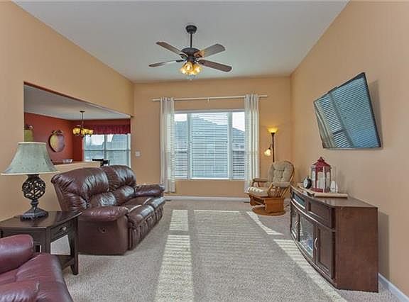 4th image of 2516 Stone Creek Ave