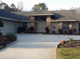 482 Waterford Cir E, Tarpon Springs, FL 34688