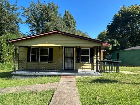 600 Main St, Graysville, AL 35073