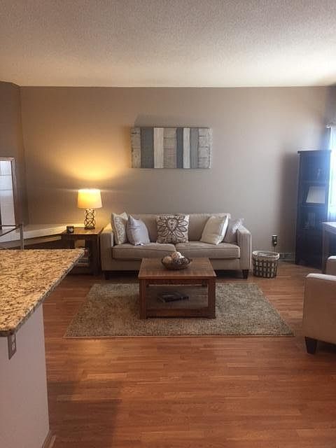 1st image of 3548 W Rawson Ave #3548
