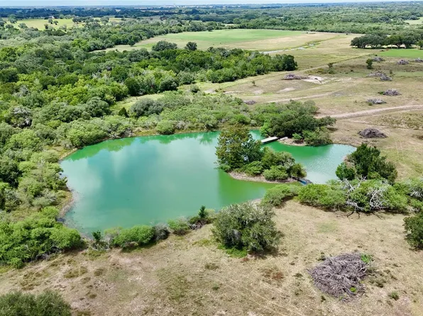 County Road 312, Hallettsville, TX 77964