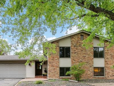11930 50th Ave N, Plymouth, MN, 55442