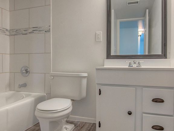 5th image of 8340 E Balfour Pl