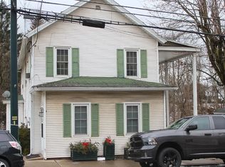 105 College Ave #1, Factoryville, PA 18419