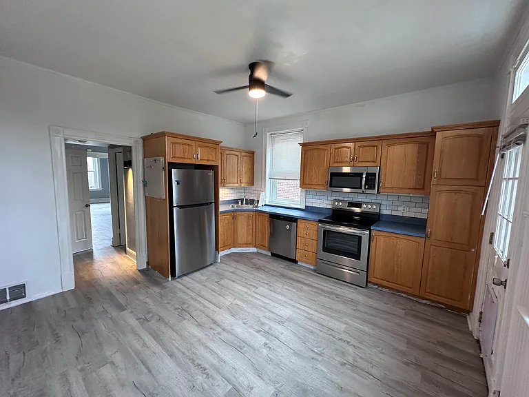 3251 Morganford Rd #A — Photo 18