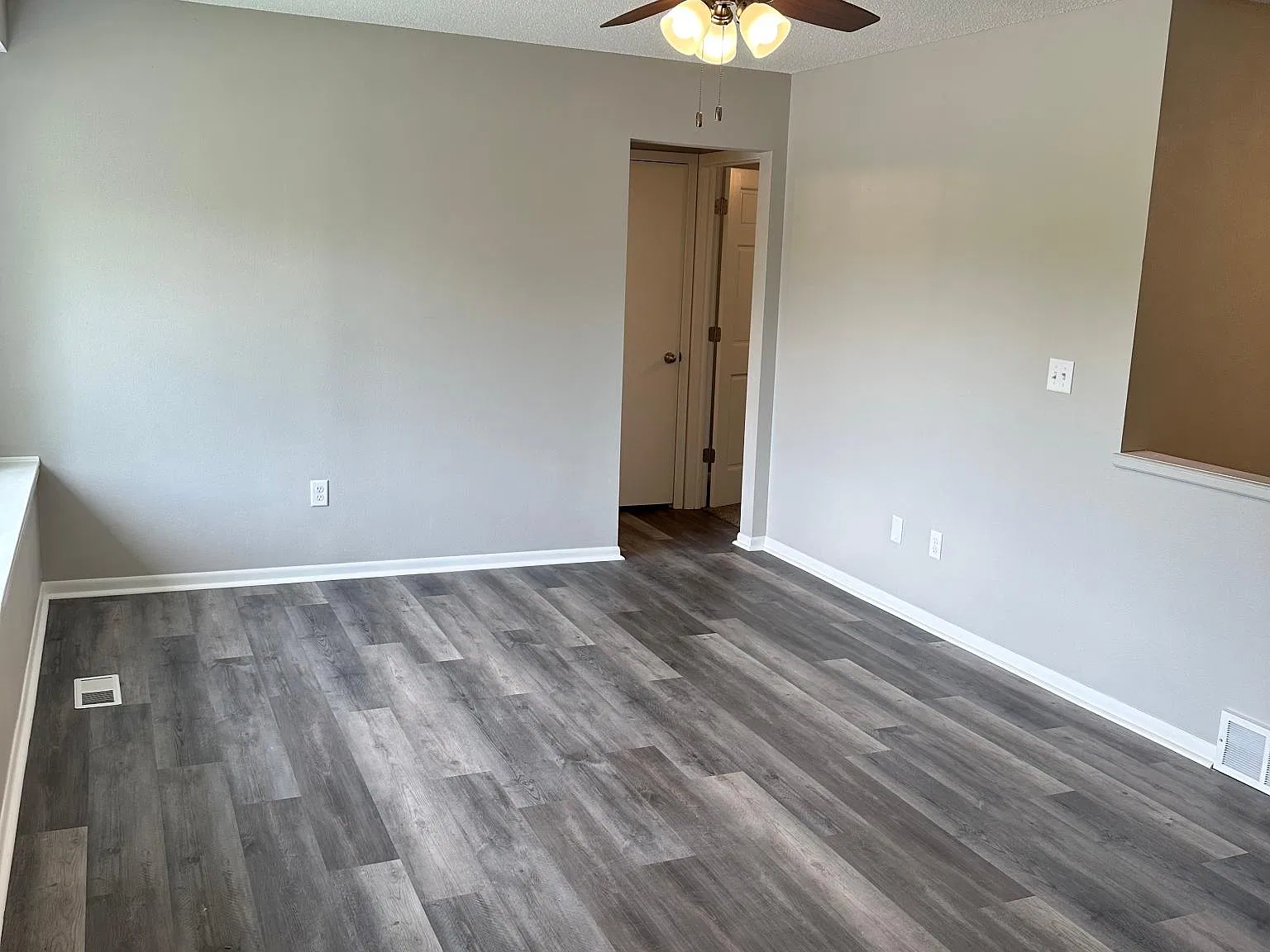 2701 College Ave — Photo 4