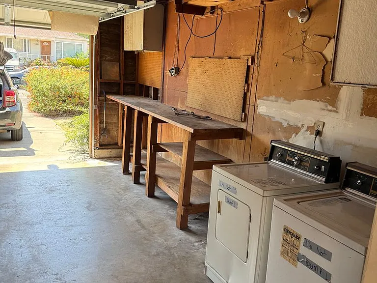 41320 Beatrice St — Photo 3
