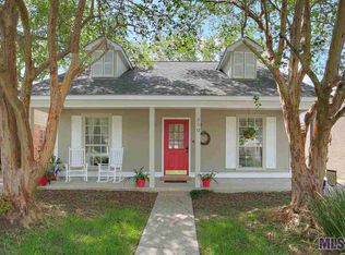350 Meadow Crossing Dr, Baton Rouge, LA 70820