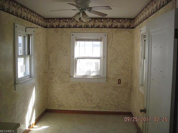 4th image of 284 E Cassell Ave