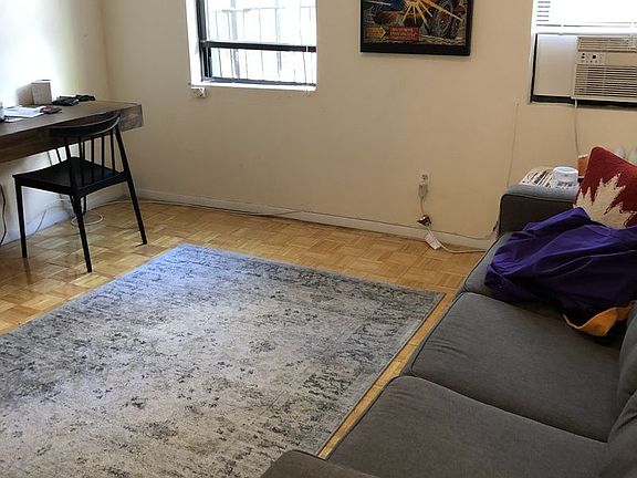 3rd image of 151 W 10th St APT 6