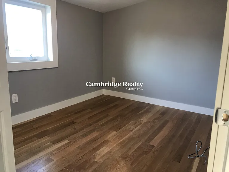 287 Beacon St #2T — Photo 9
