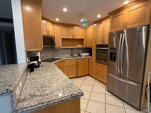 2nd image of 1046 Wolverton C