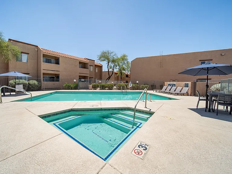 Kachina Springs Apartments — Photo 9