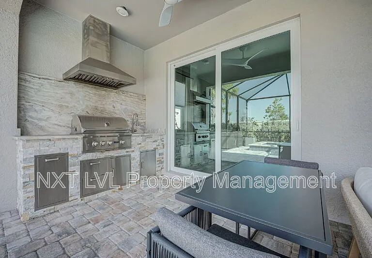 16112 Lakeland Dr — Photo 28