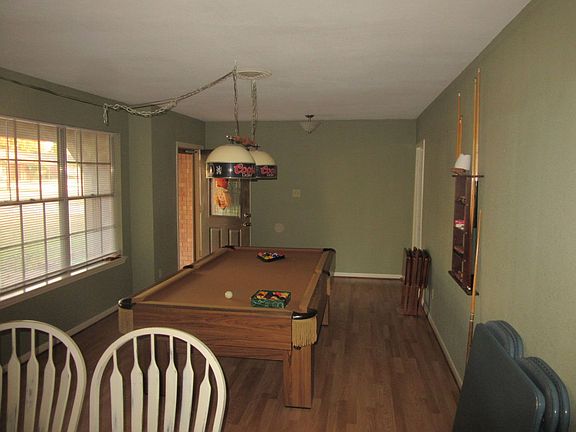 3rd image of 2902 Ivanhoe Ln