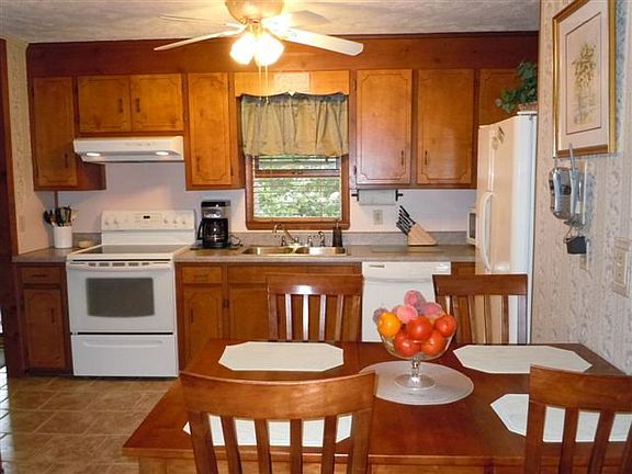 4th image of 328 Morningside Dr