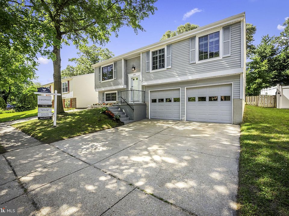 1st image of 2943 E Almondbury Dr