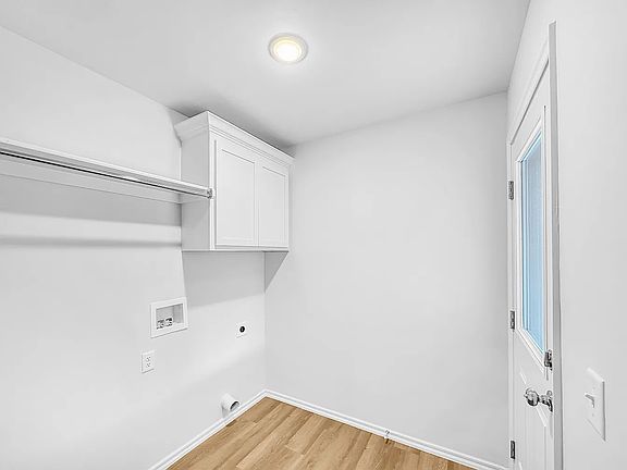 3rd image of 3307 S 23rd St