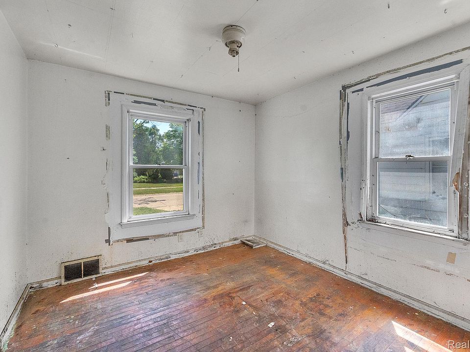 25948 Mcdonald St, photo 26