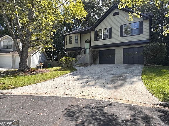 2nd image of 2218 Cody Ct