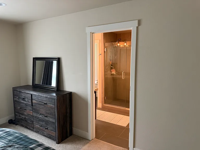 Master bedroom, leading to en suite