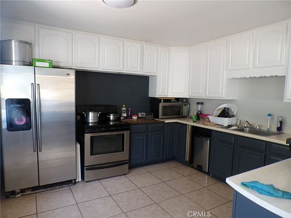 2nd image of 5598 Brown Ave