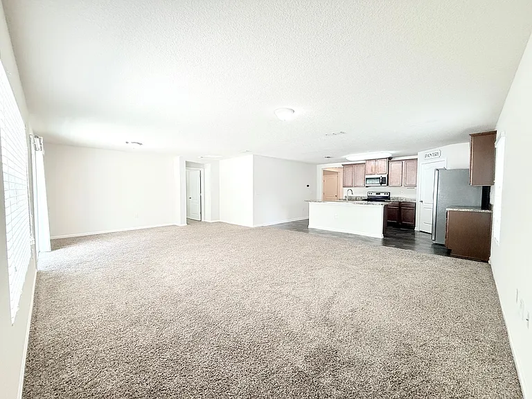 12306 Crossfield Dr — Photo 14