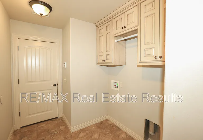 3607 SW Birchton Ave — Photo 28