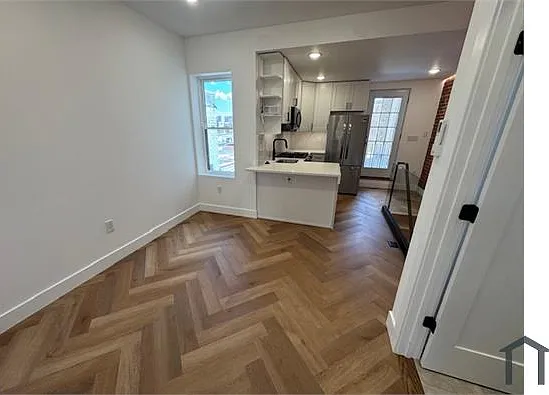 1438 Tasker St #3 — Photo 5