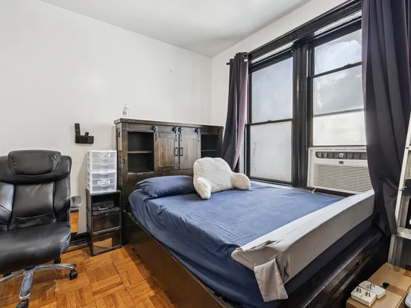 1551 Park Place image 6 of 7