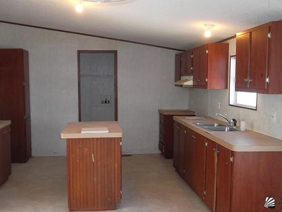 2nd image of 1370 N La Madera Dr