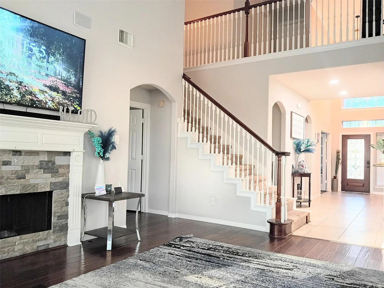 4 bed, 3.5 bath, 3218 sqft, $3,500 — Photo 4