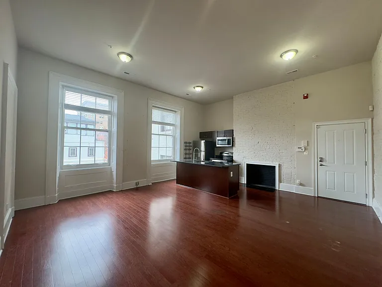 Apartment Units in Mt Vernon, Baltimore, MD! — Photo 14