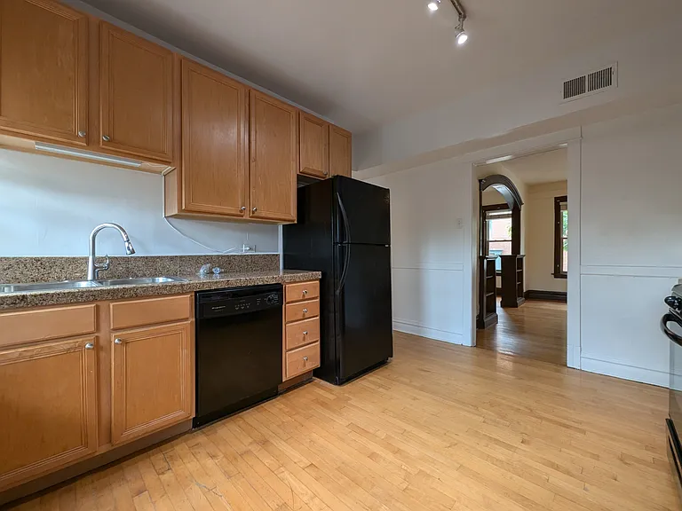 3449 W Schubert Ave #3 — Photo 11