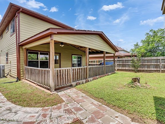 4th image of 13119 Lindenloch Ln