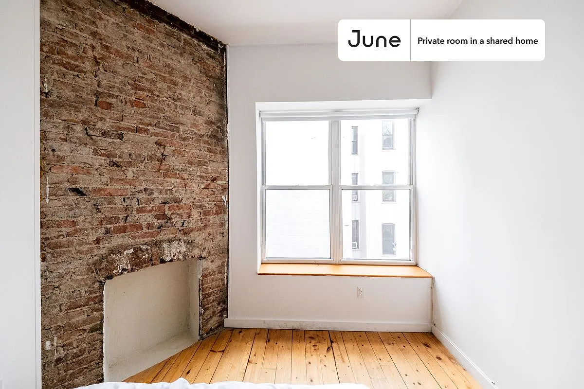 Photo 2 of 11 - 455 Rogers Ave #E - Brooklyn, NY Building Photo - 455 Rogers Ave #E