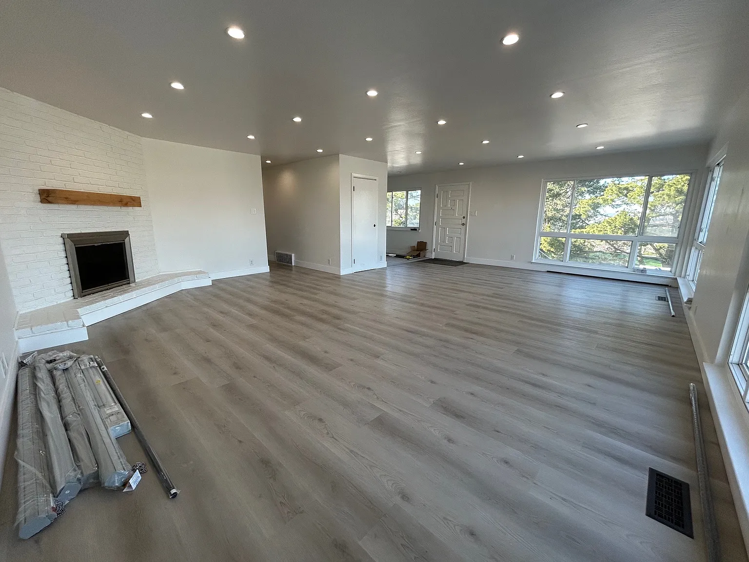 3 bed, 1430 sqft, $4,800 — Photo 4