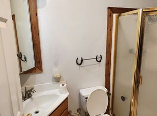 215 County Road 303, George West, TX 78022