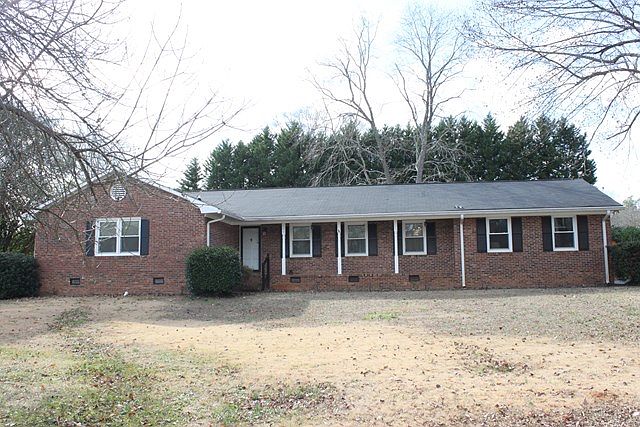 1st image of 106 Kenilworth Dr