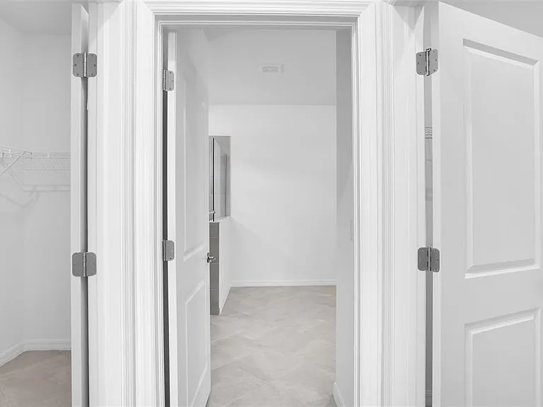 19100 Moscato Ct — Photo 28