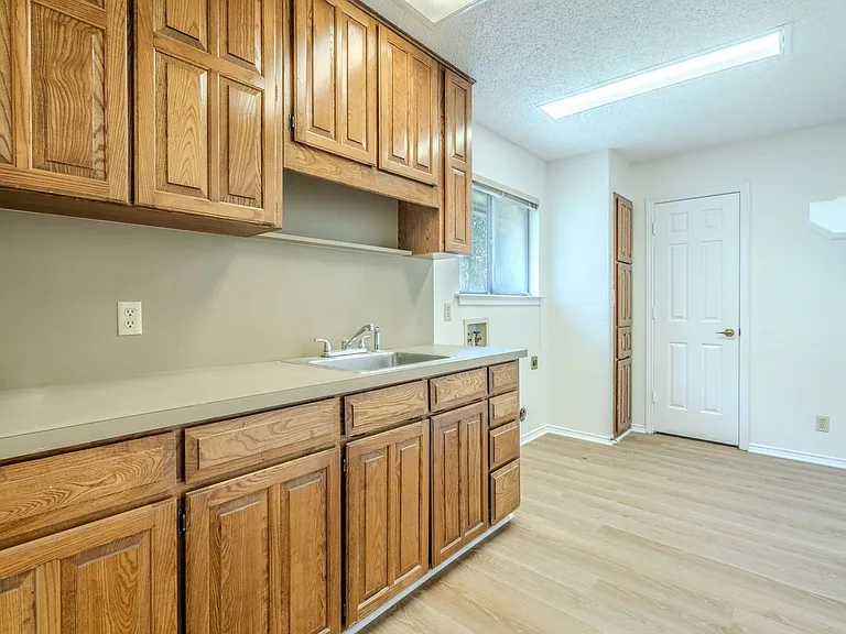 4501 Ridge North Rd — Photo 28