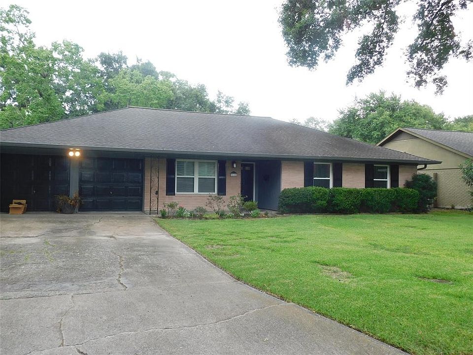 1st image of 9642 Meadowglen Ln
