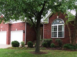 4209 Sunny Crossing Dr, Louisville, KY 40299