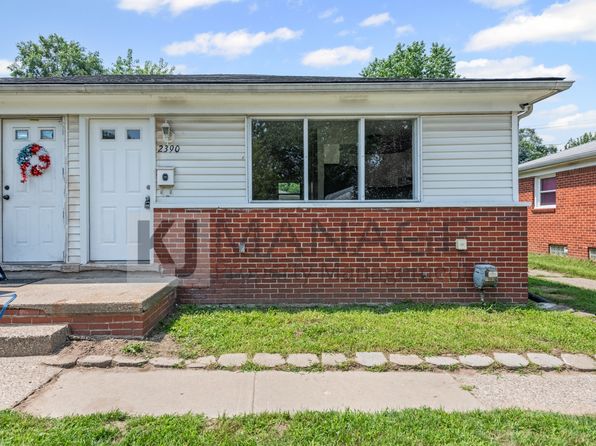 2390 Ackley Ave