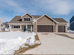 954 Terrazzo Canyon Pass, Fort Wayne, IN 46818
