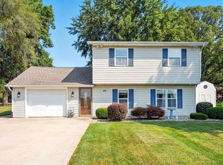 401 Vandalia St, Lapaz, IN 46537