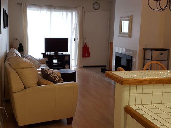 4th image of 1215 N San Gabriel Ave APT 206