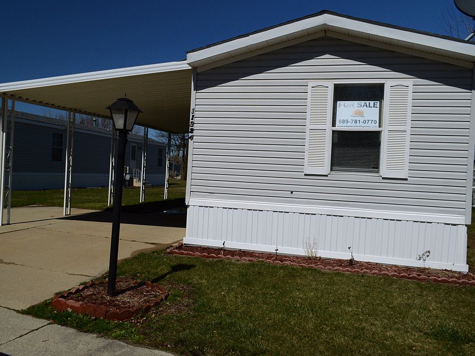 1st image of 11224 Armstrong Dr S