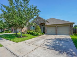 13617 Evening Wind Dr, Pearland, TX 77584